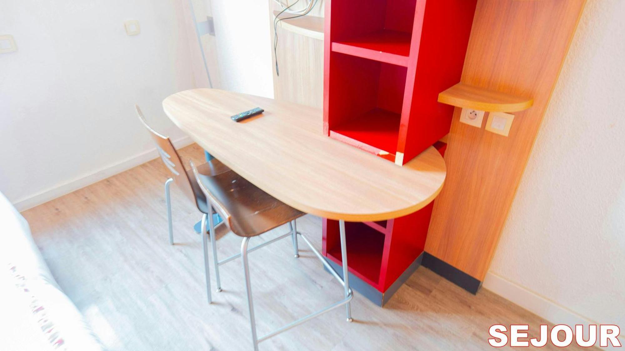 5 Minutes De Paris - Studio Unique ป็องแต็ง ภายนอก รูปภาพ